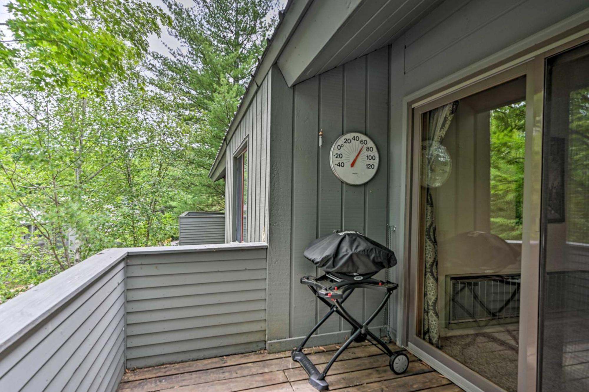 Village Of Loon Mtn Condo With Fireplace And Balcony! Линкълн Екстериор снимка